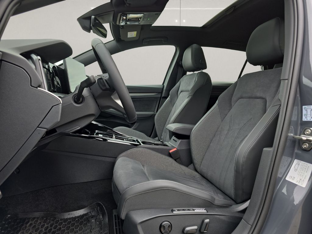 Volkswagen Golf 2024