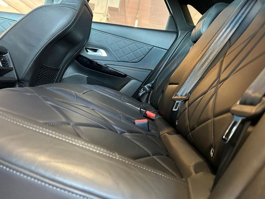 DS Automobiles DS7 (Crossback) 2021