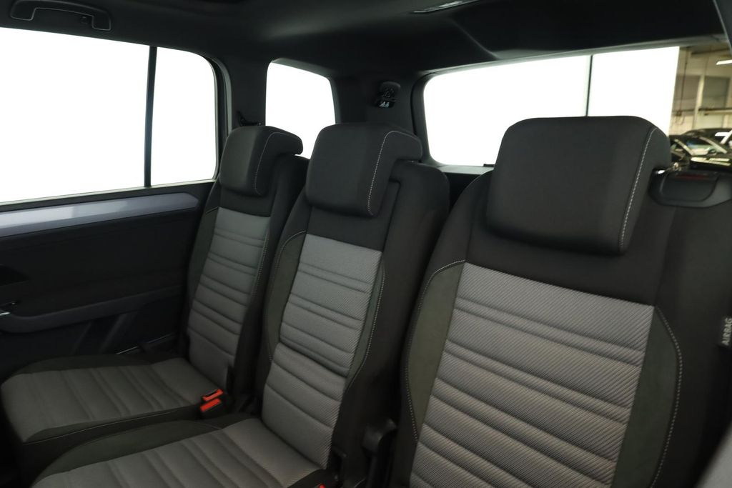 Volkswagen Touran 2025