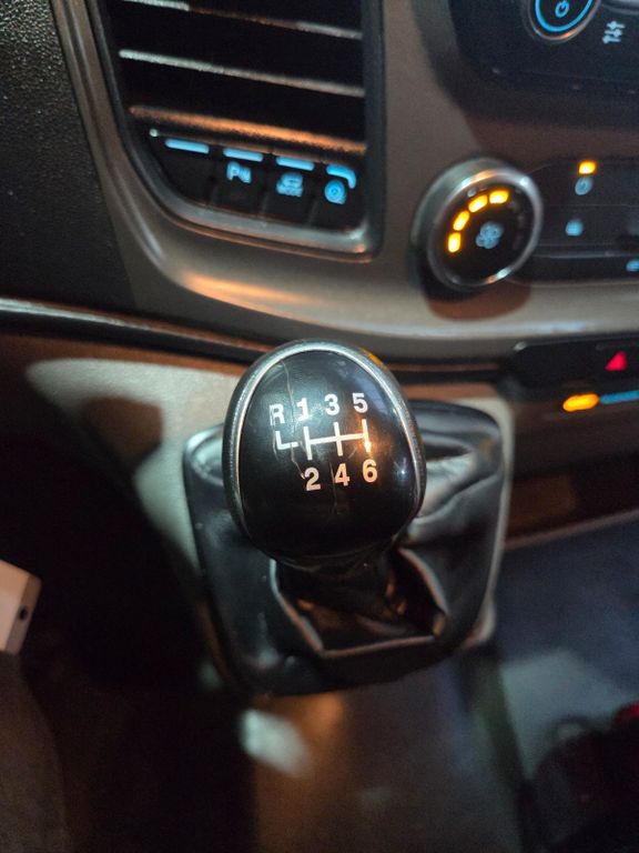 Ford Transit 2021