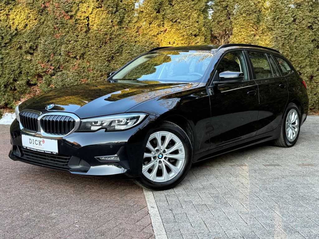 BMW 318 2021