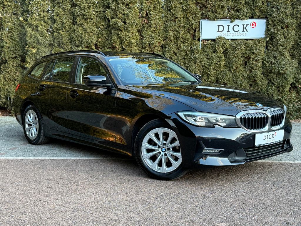 BMW 318 2021
