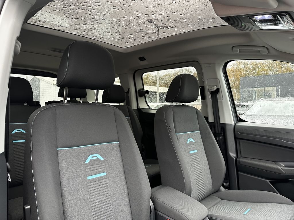Ford Grand Tourneo