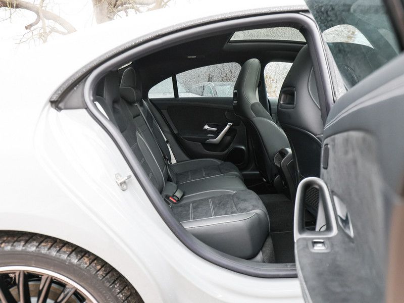 Mercedes-Benz CLA 200 2026