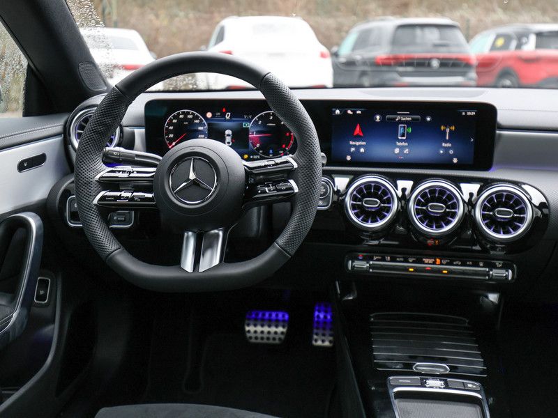 Mercedes-Benz CLA 200 2026