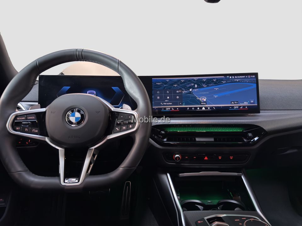BMW 318 2025