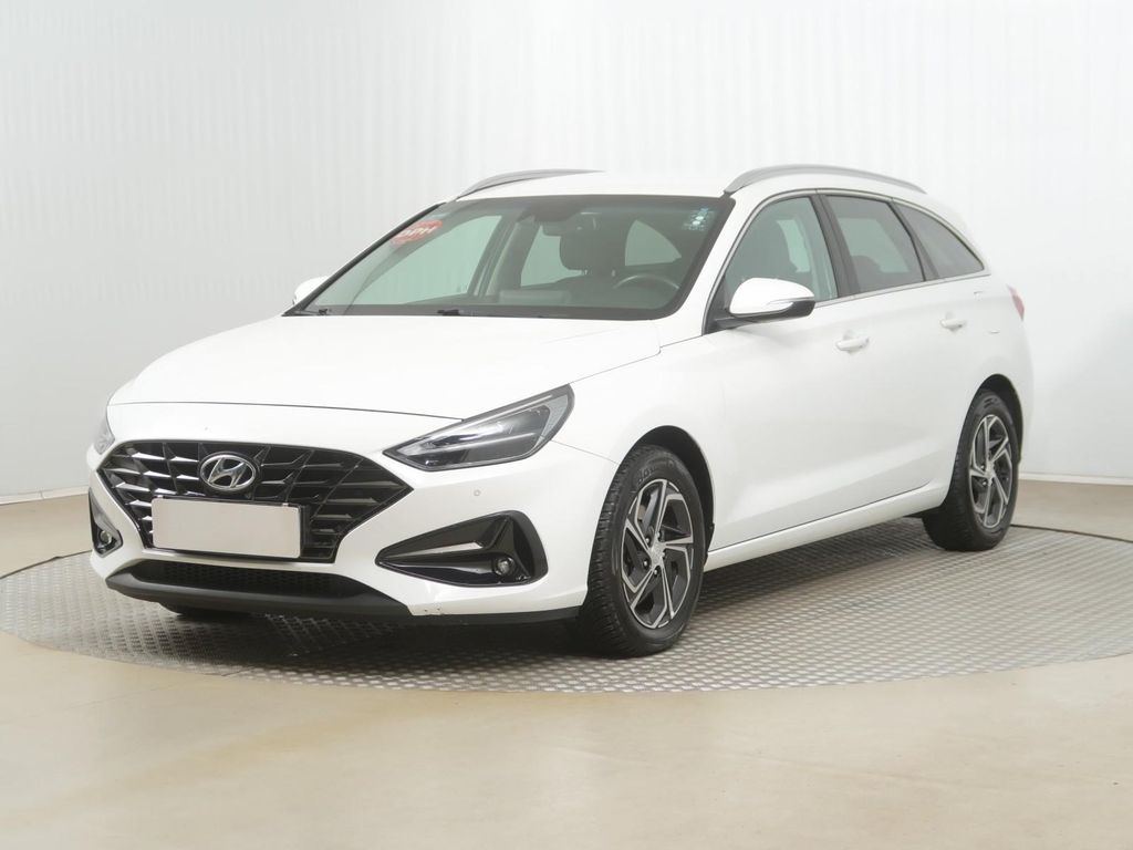 Hyundai i30 2022