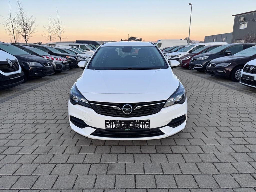 Opel Astra 2021