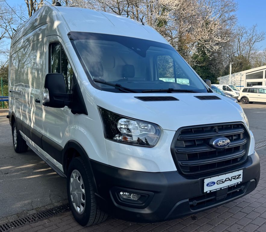 Ford Transit 2024