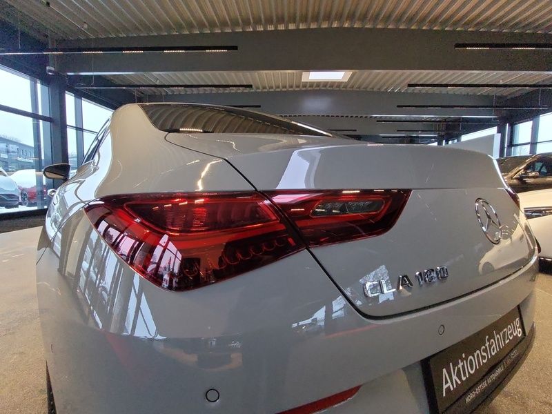 Mercedes-Benz CLA 180 2026