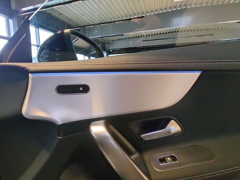 Mercedes-Benz CLA 180 2026