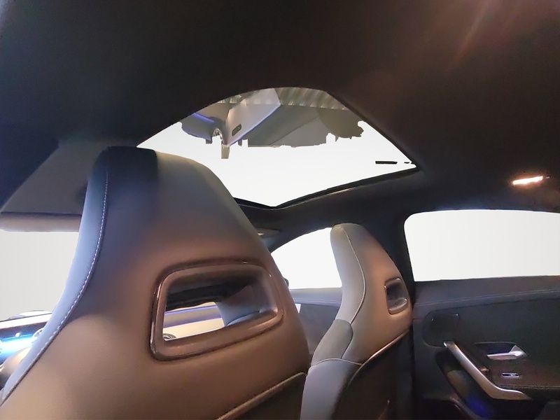 Mercedes-Benz CLA 180 2026