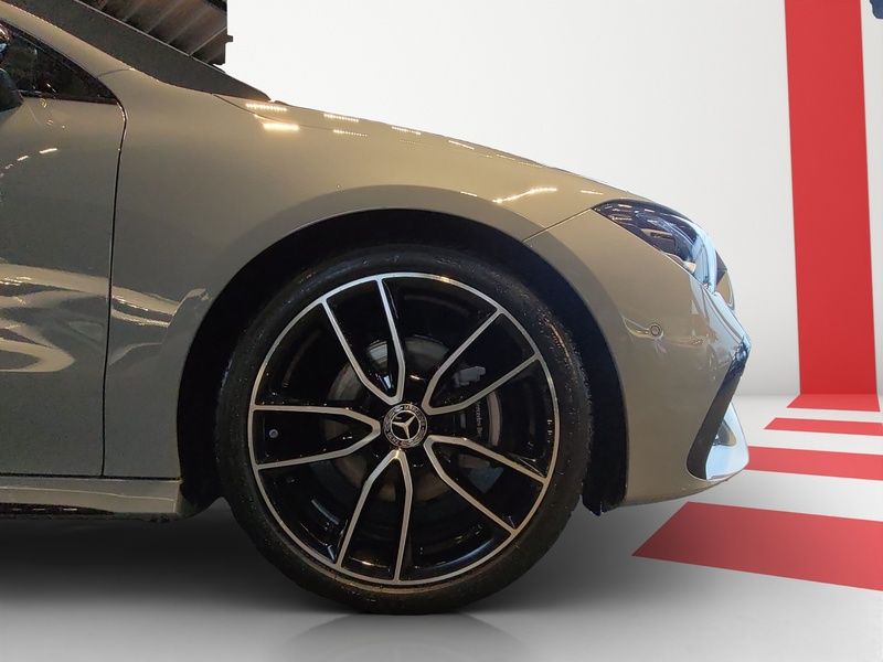 Mercedes-Benz CLA 180 2026