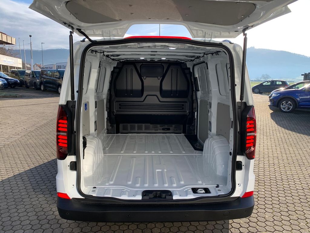 Volkswagen T7 Transporter 2025