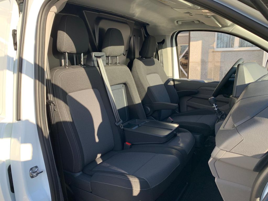 Volkswagen T7 Transporter 2025