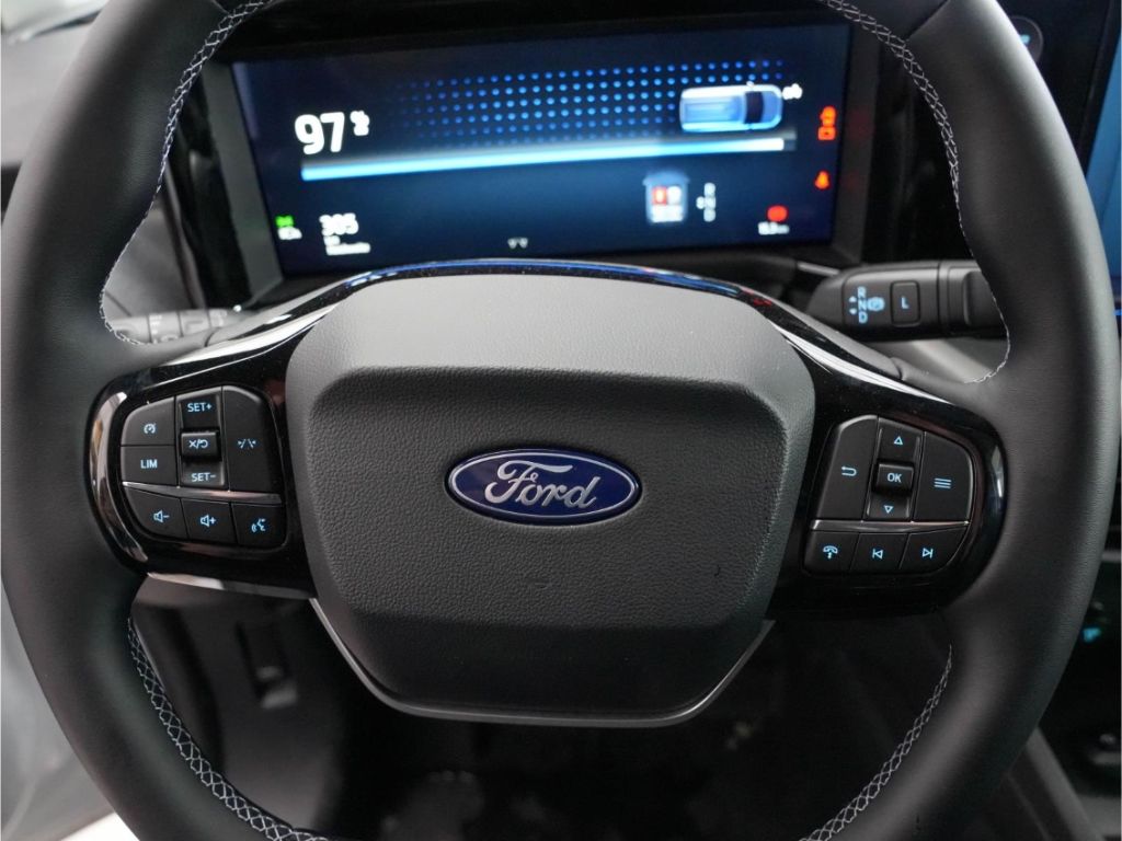 Ford Transit Courier 2025