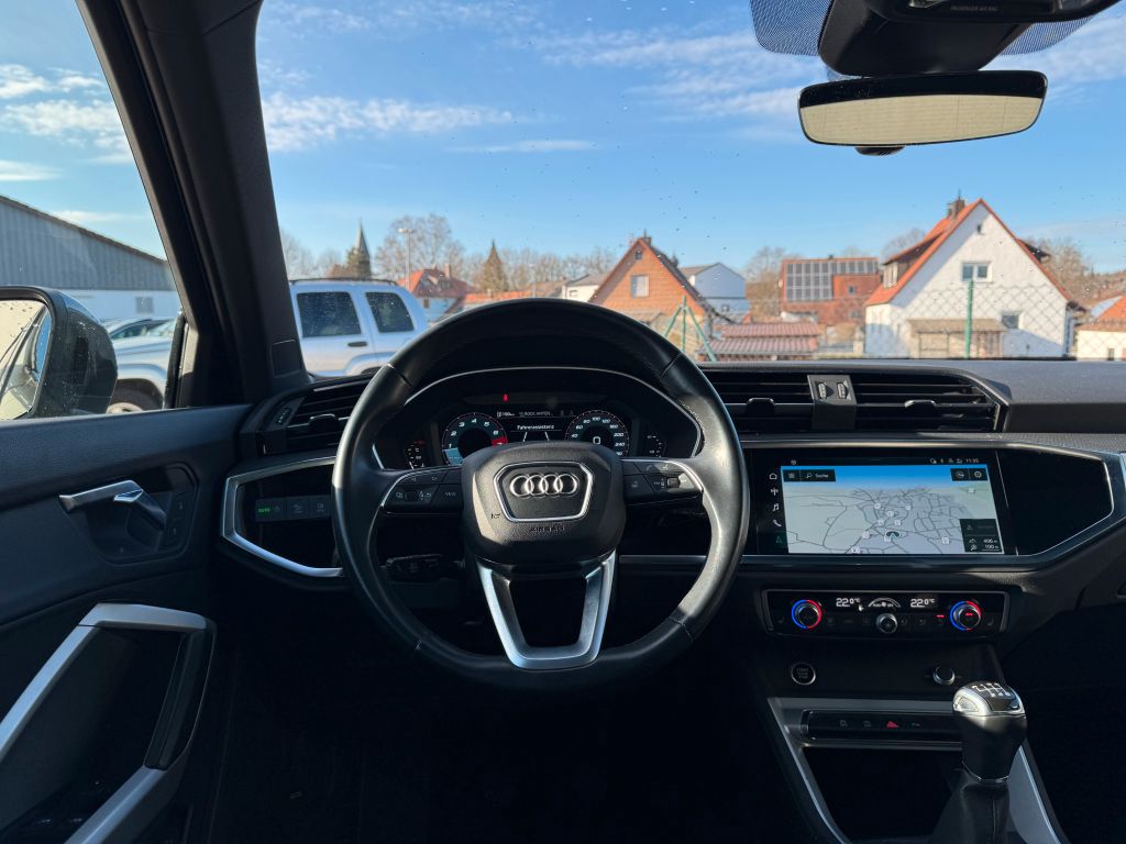 Audi Q3 2021