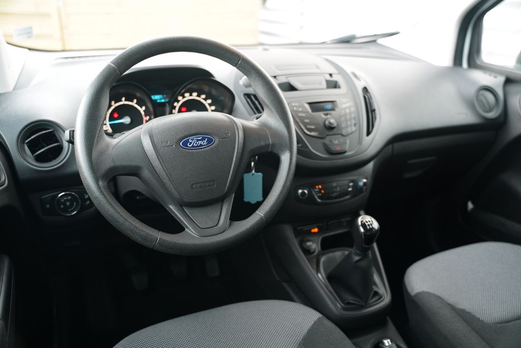 Ford Transit Courier 2018