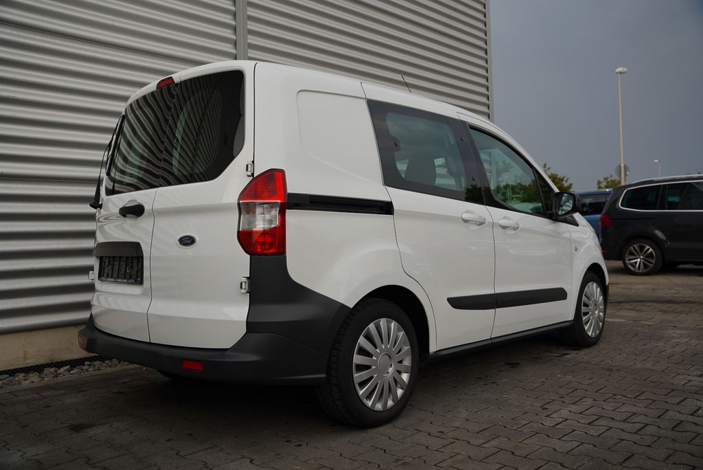 Ford Transit Courier 2018
