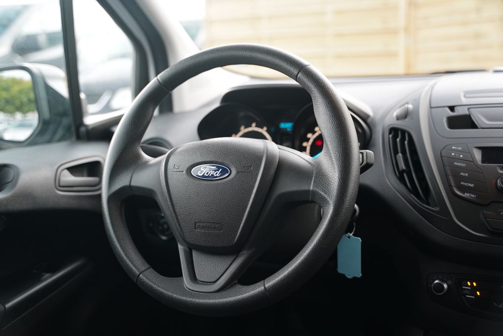 Ford Transit Courier 2018