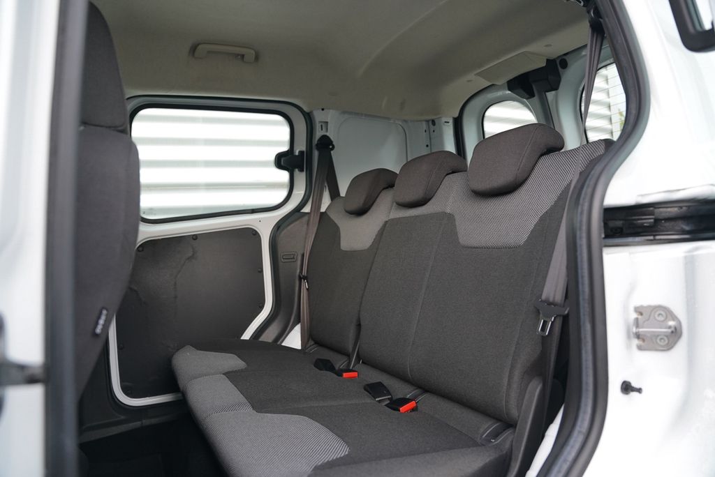 Ford Transit Courier 2018