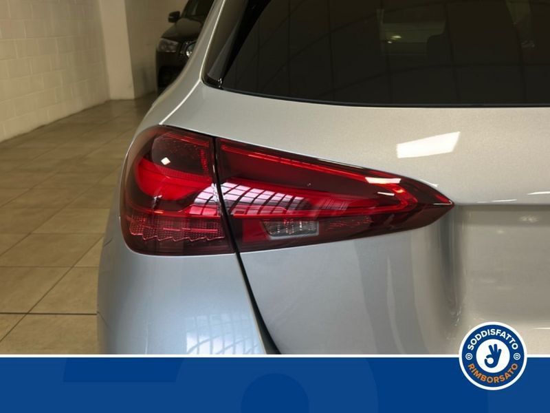 Mercedes-Benz A 180 2026