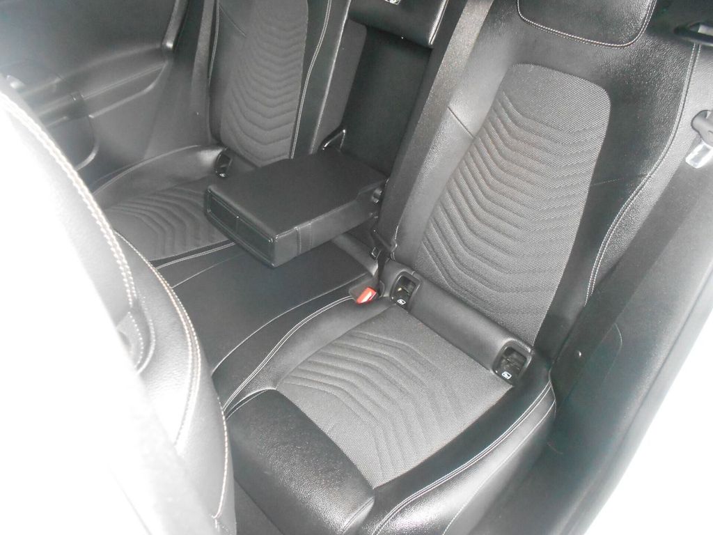 Mercedes-Benz B 200 2020