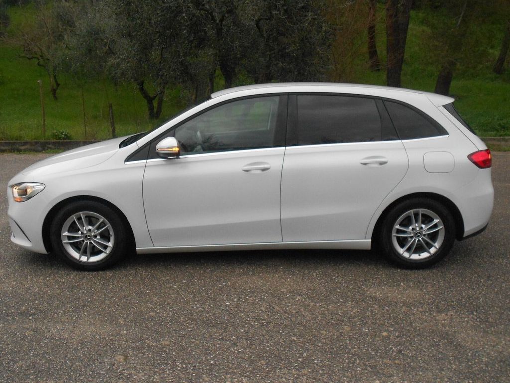 Mercedes-Benz B 200 2020