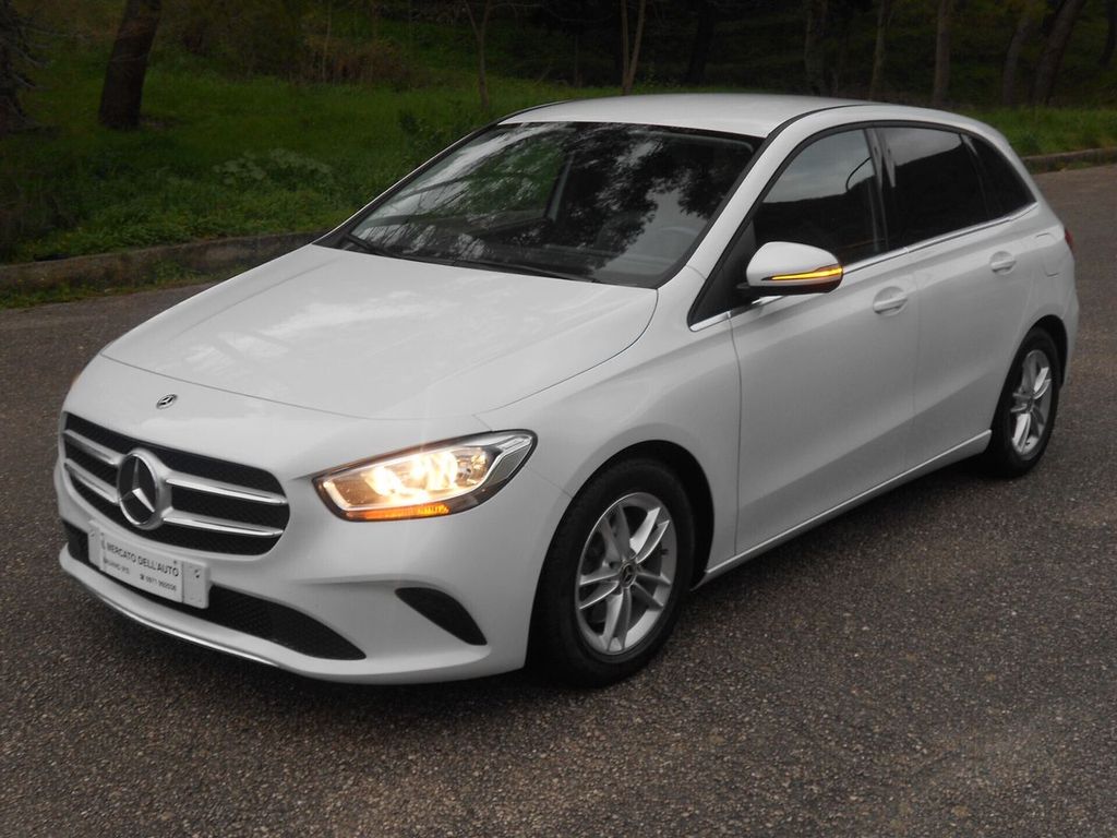 Mercedes-Benz B 200 2020