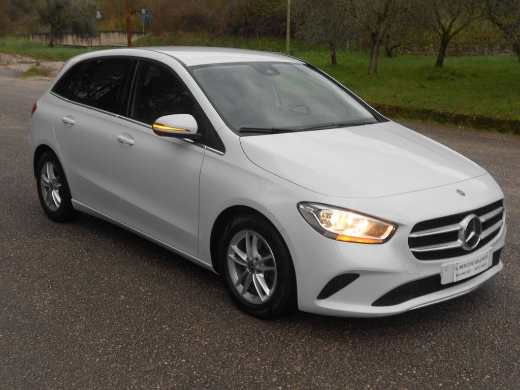 Mercedes-Benz B 200 2020