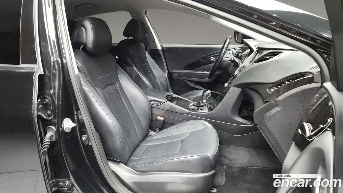 Hyundai Grandeur 2013