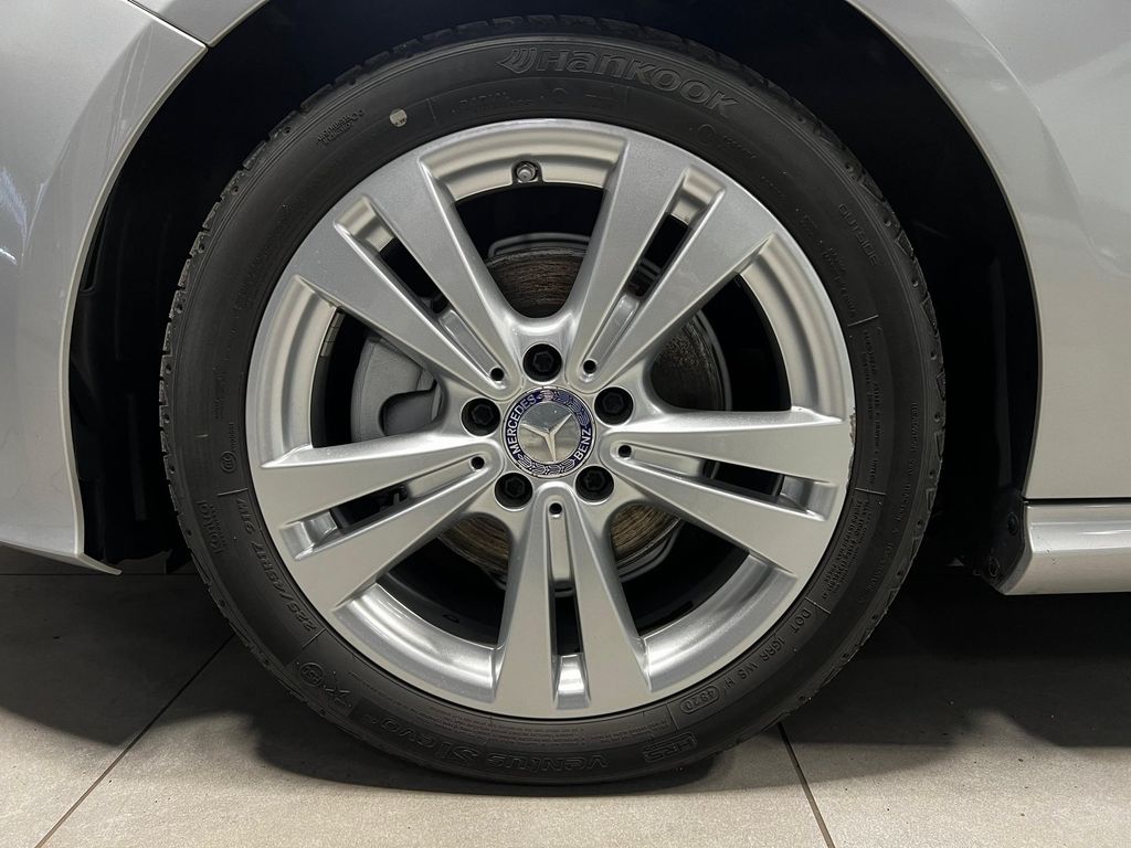 Mercedes-Benz A 180 2016