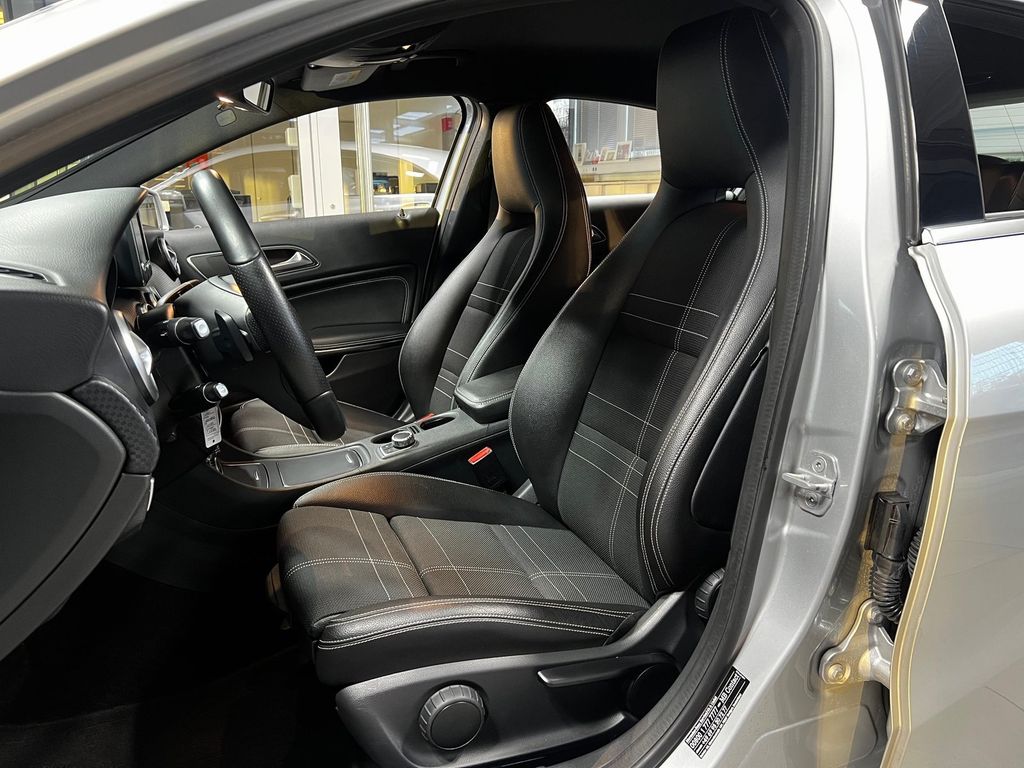Mercedes-Benz A 180 2016