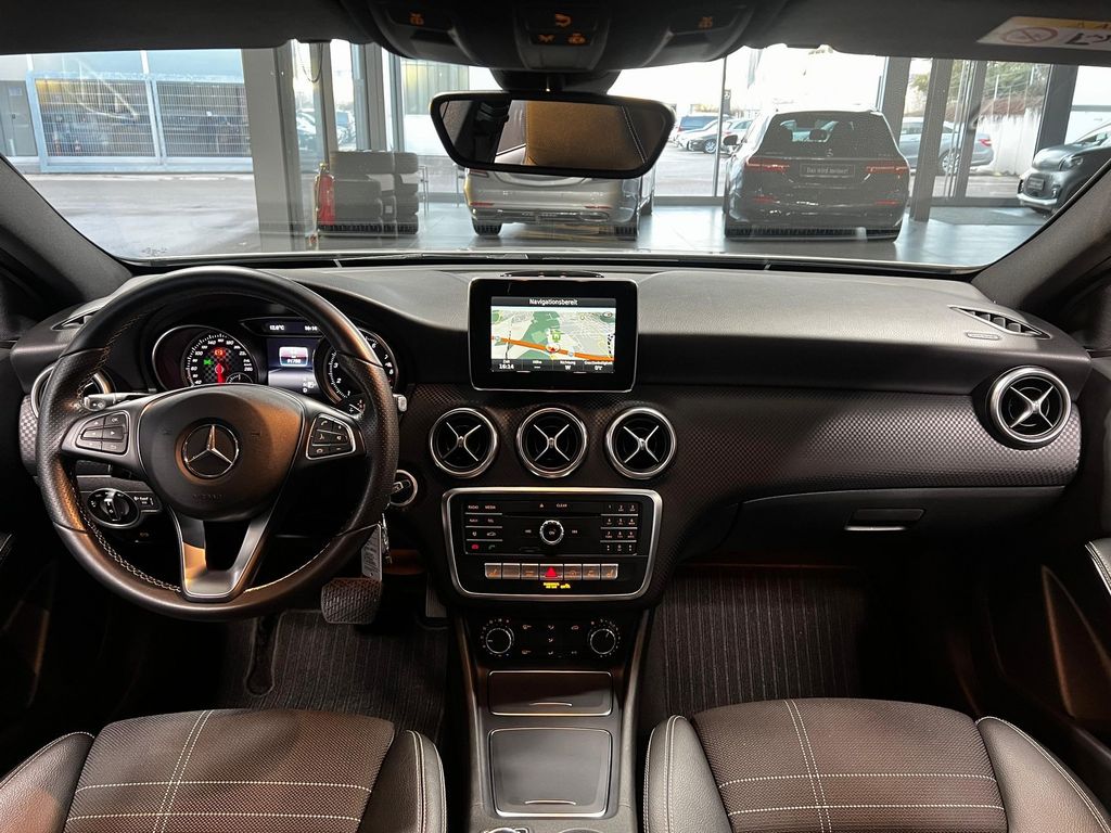 Mercedes-Benz A 180 2016