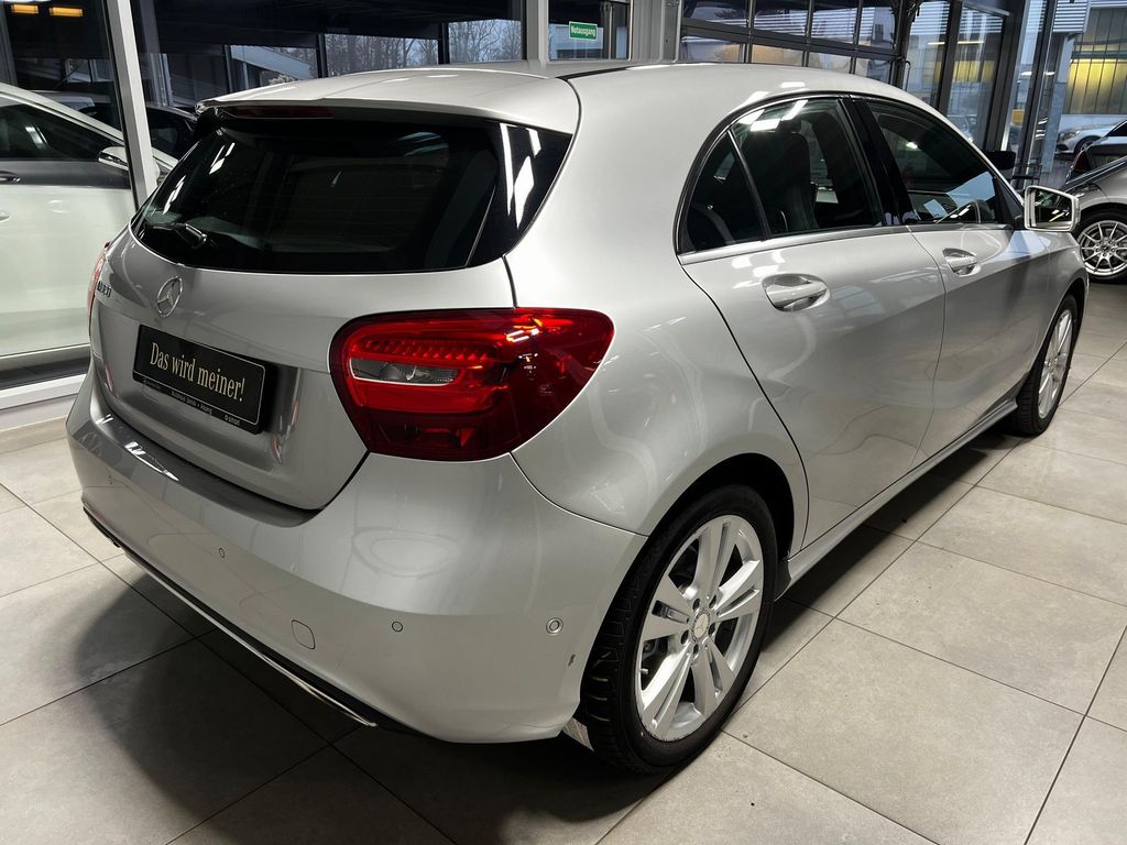 Mercedes-Benz A 180 2016