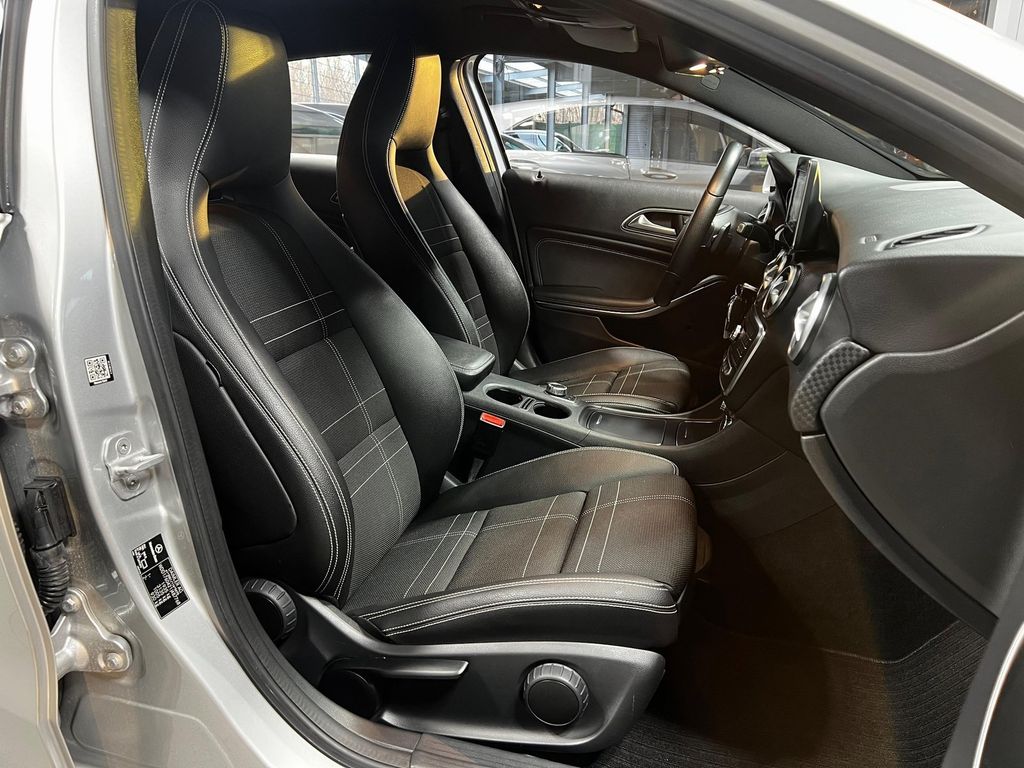 Mercedes-Benz A 180 2016