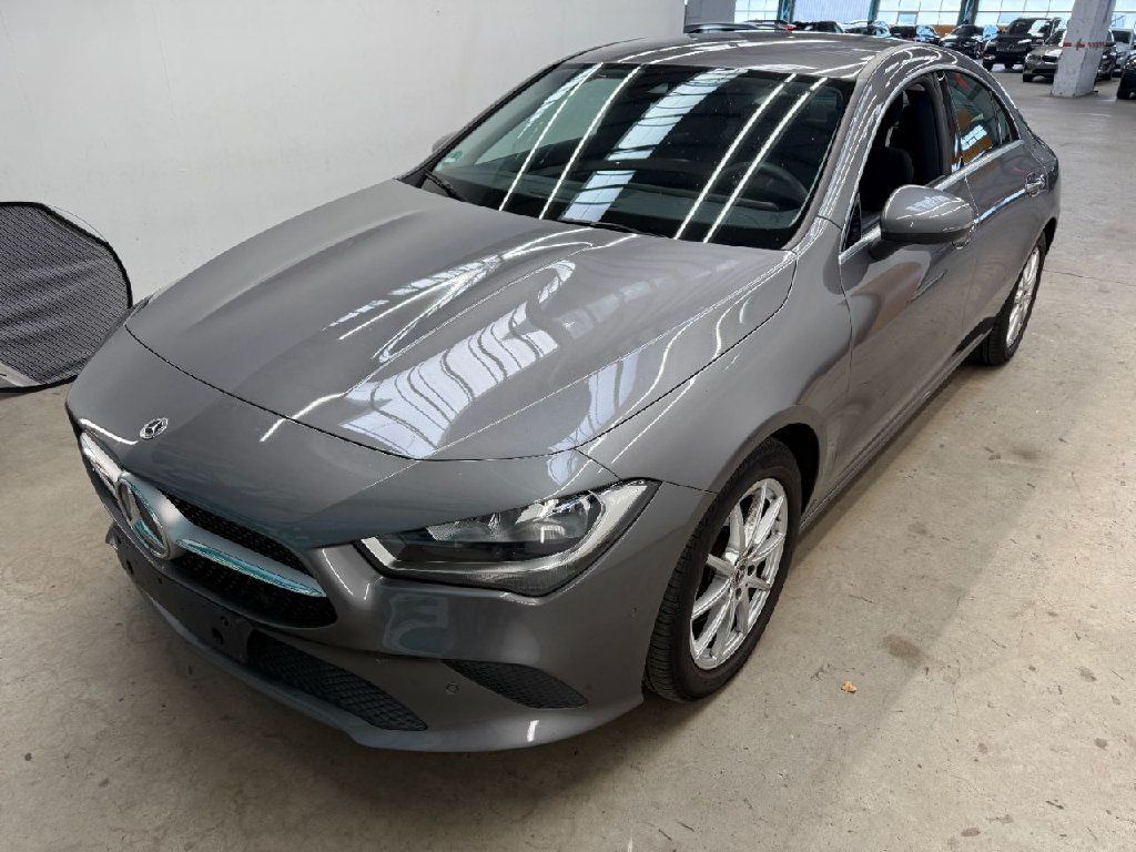 Mercedes-Benz CLA 200 2021