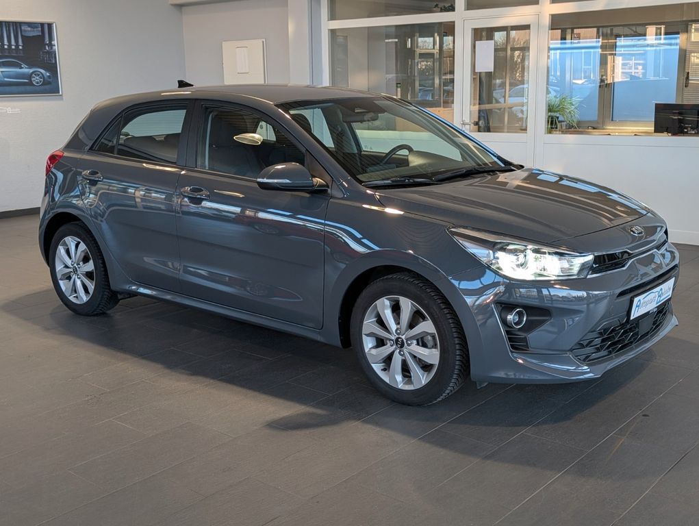 Kia Rio 2021