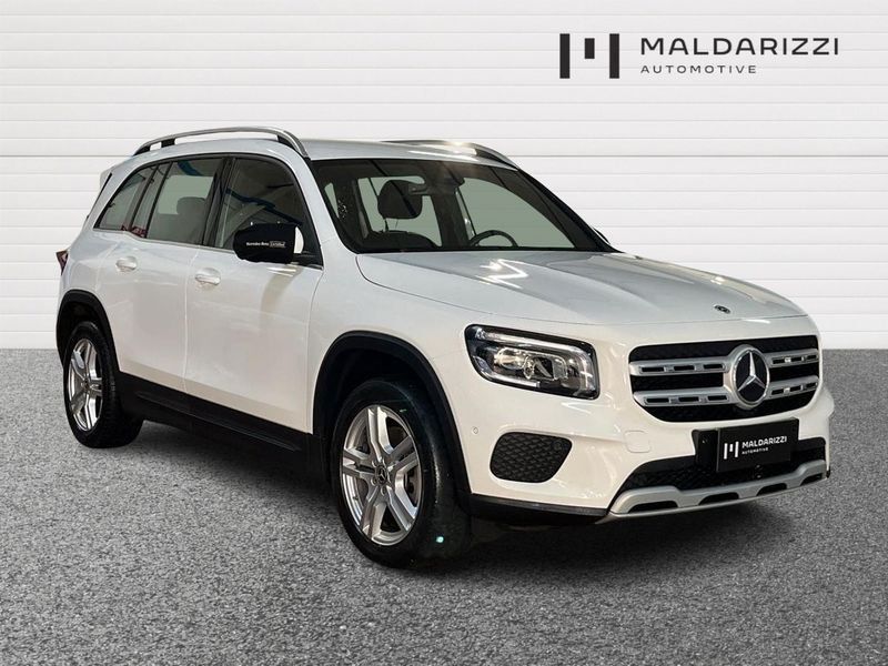 Mercedes-Benz GLB 200 2022