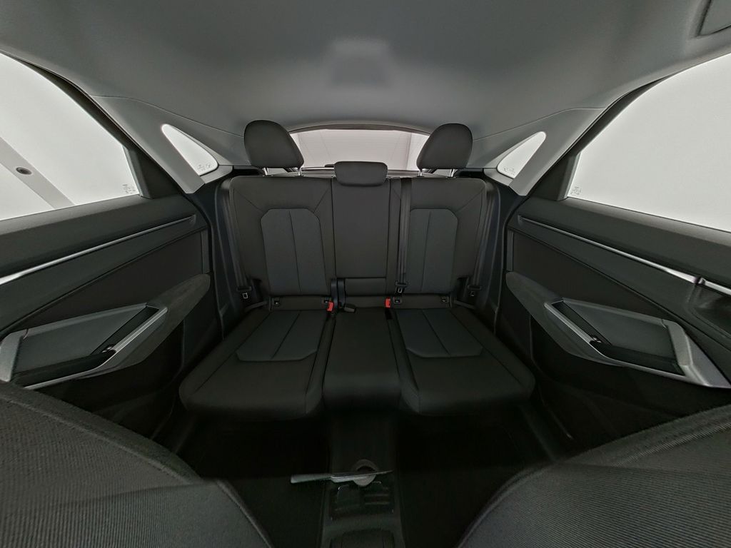 Audi Q3 2021