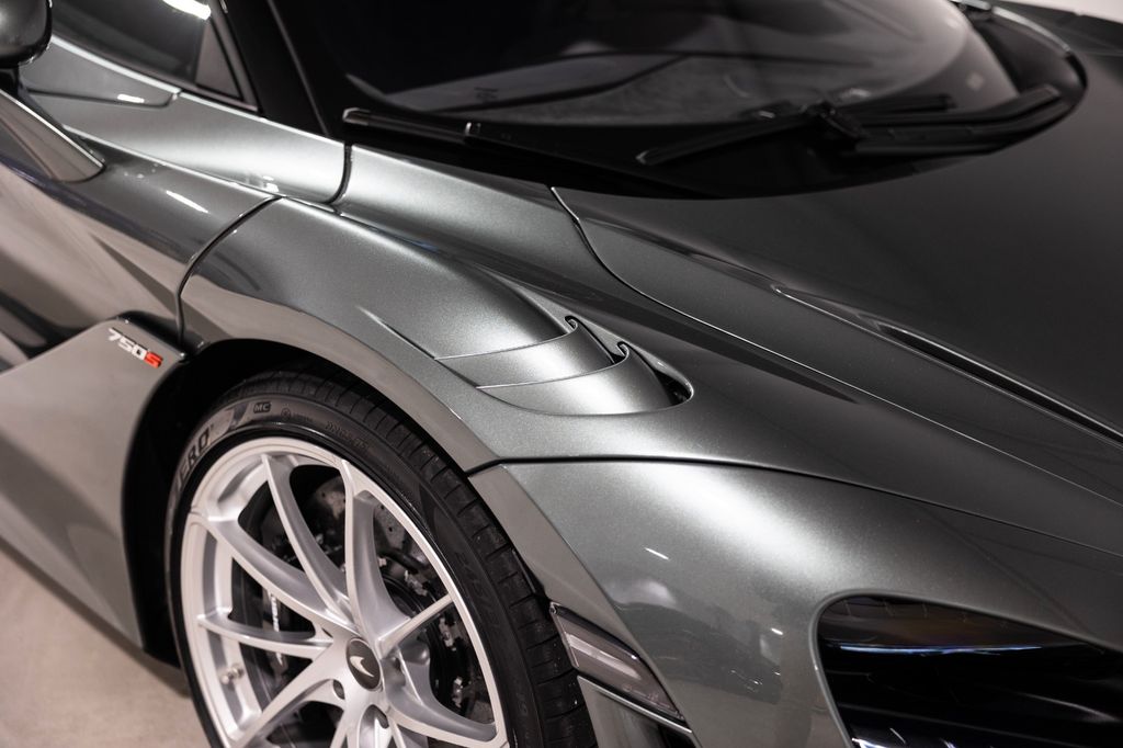 McLaren 750S