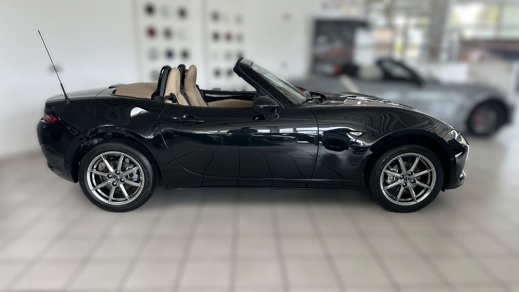 Mazda MX-5 2025
