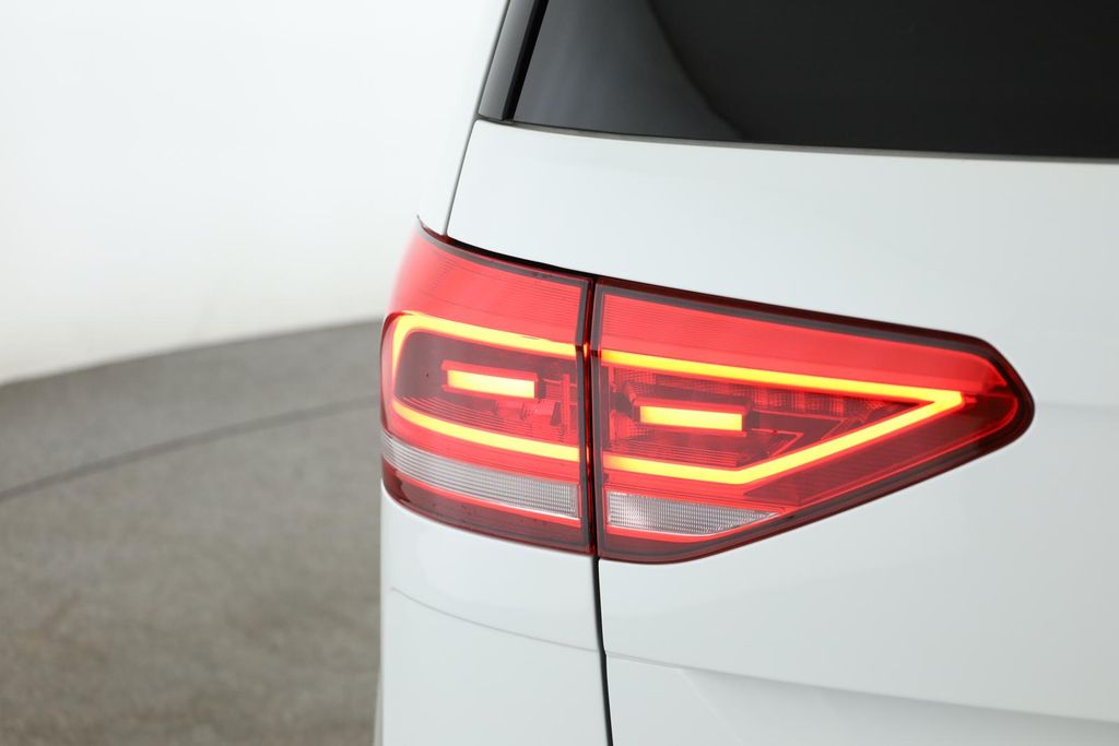 Volkswagen Touran 2025