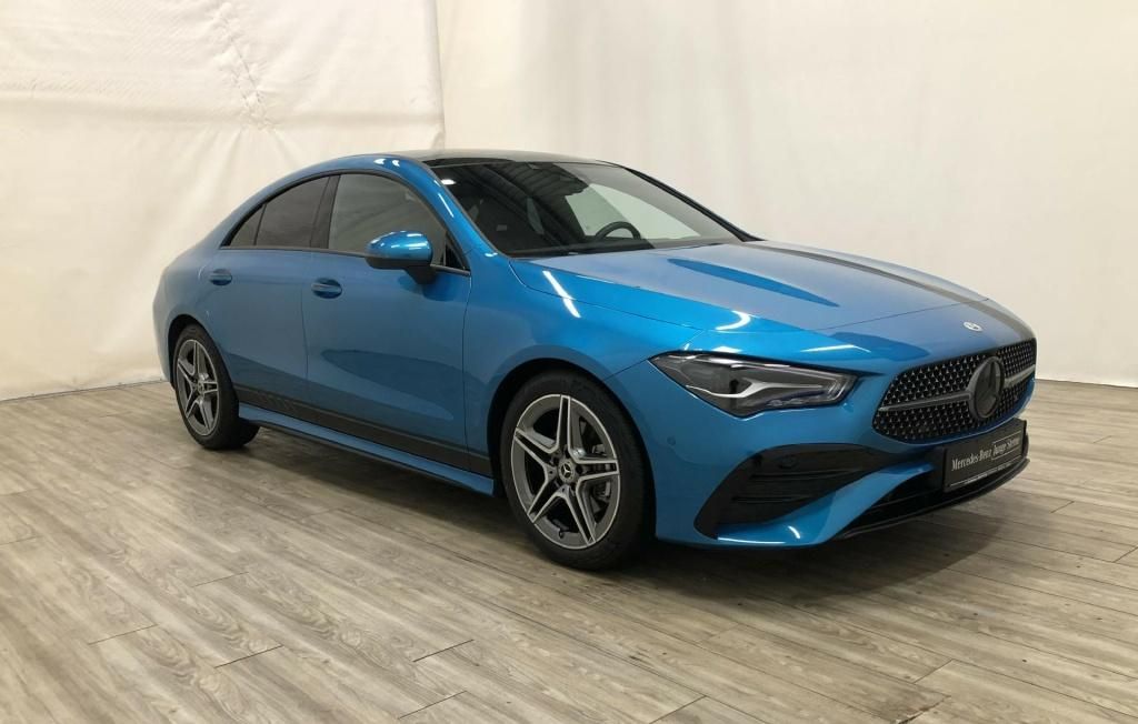 Mercedes-Benz CLA 180 2023