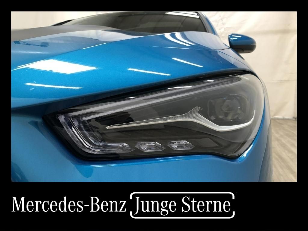 Mercedes-Benz CLA 180 2023