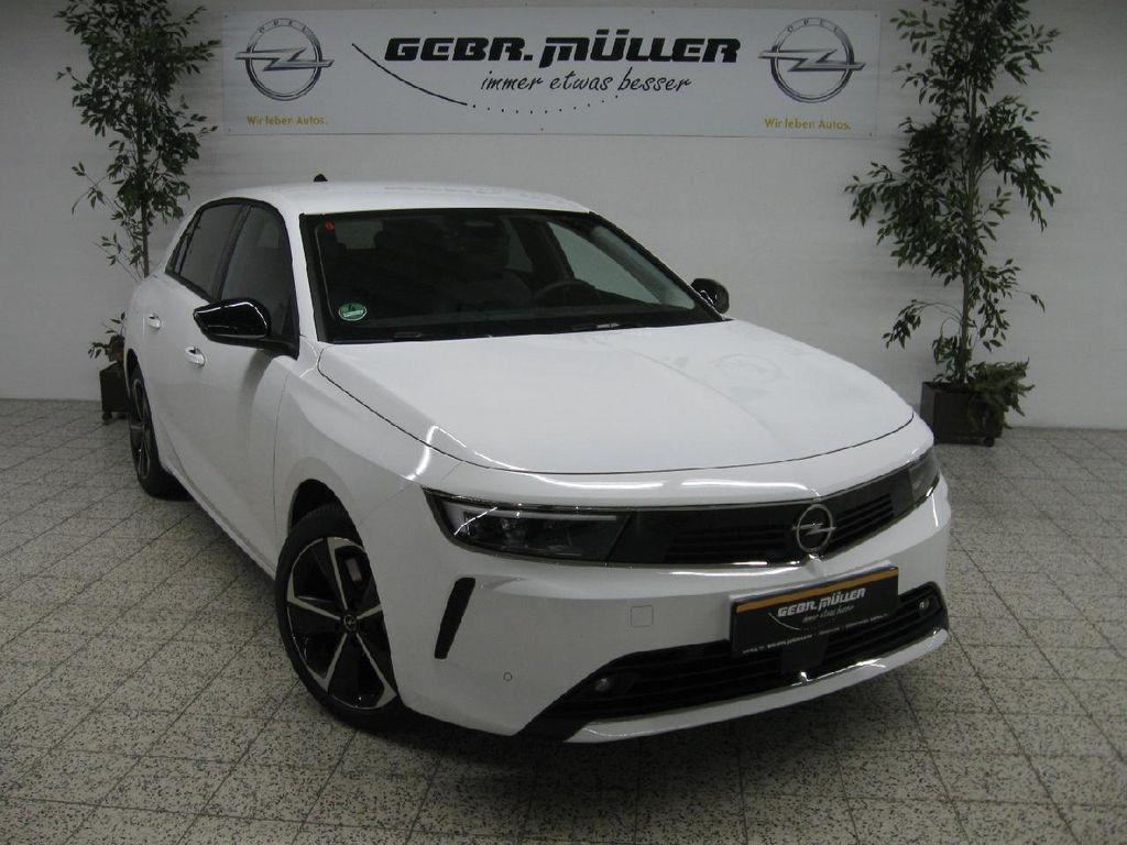 Opel Astra 2022