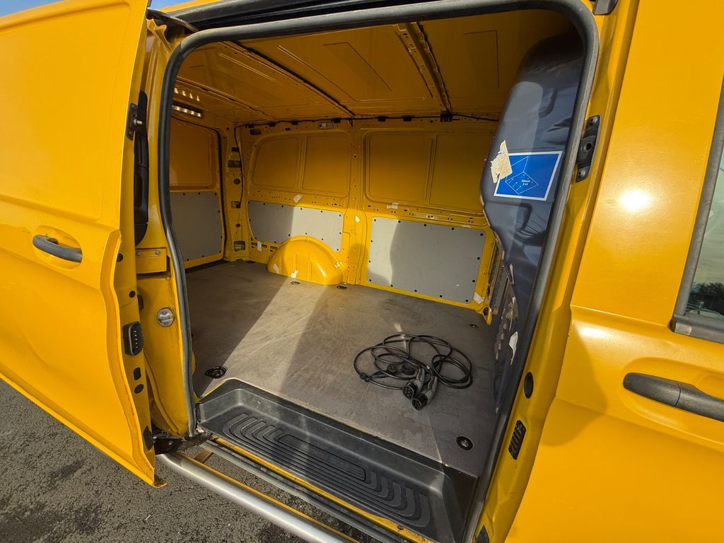 Mercedes-Benz Vito 2021