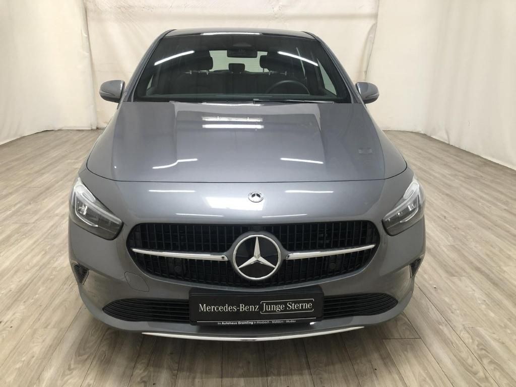Mercedes-Benz B 200 2024