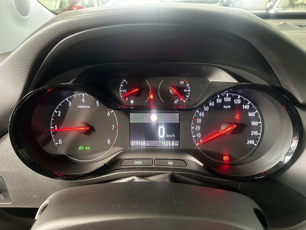 Opel Crossland (X) 2022