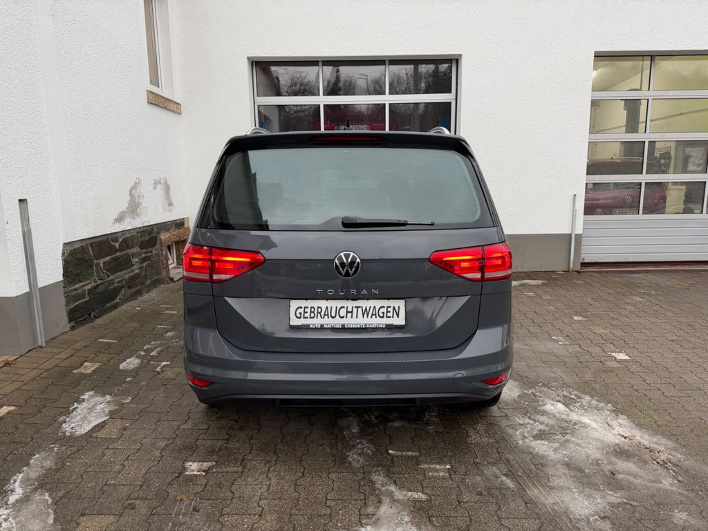 Volkswagen Touran 2021